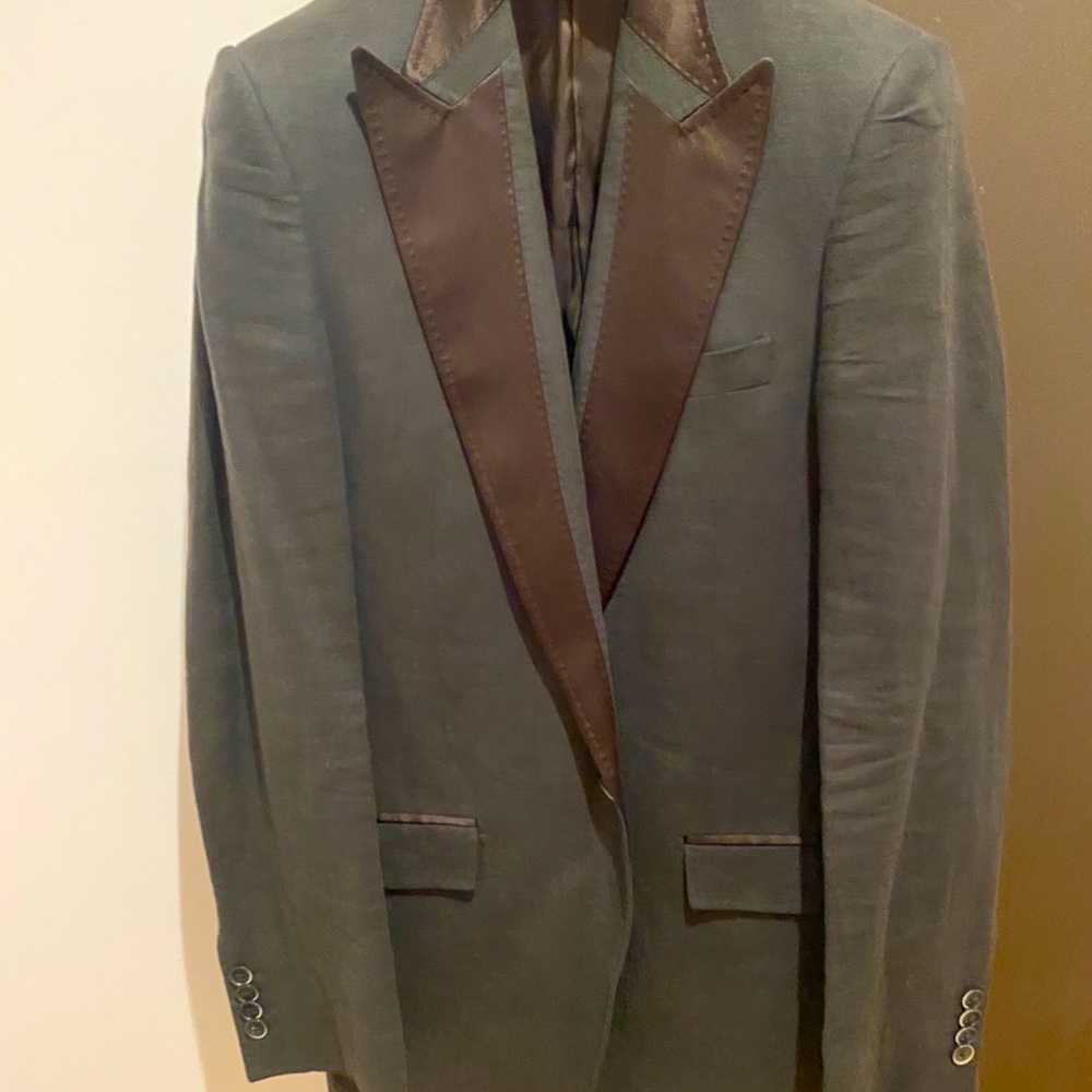 Beautiful Dolce & Gabbana linen silk dinner jacket